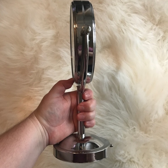 3/$50 💜HOST PICK💜 Conair Lighted Vanity Mirror - Picture 6 of 10